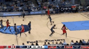 世界杯高清比赛视频-搞笑担当！克雷伊奇最后一攻推进直接跳起传球裁判出界