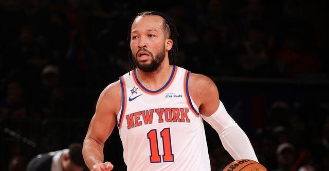 曝布伦森召开球员内部会议 认为解决困境需要在更衣室找答案